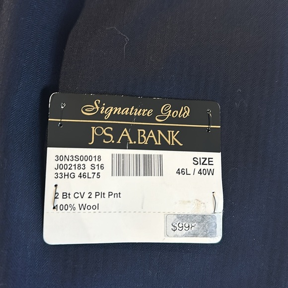 Jos A Bank Signature Gold Suit - New With Tags - Picture 3 of 9